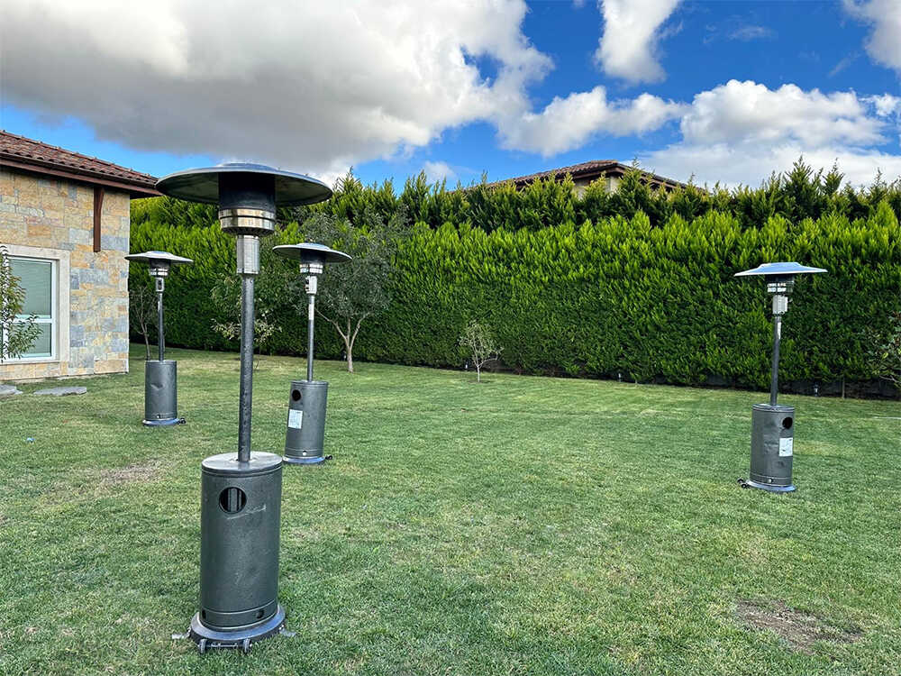 Beyoğlu Palmiye Mantar Piramit Tüplü UFO Varil Elektrikli Isıtıcı Kiralama